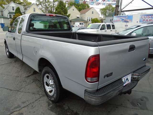 2002 Ford F-150 4dr SuperCab XL 2WD Styleside LB
